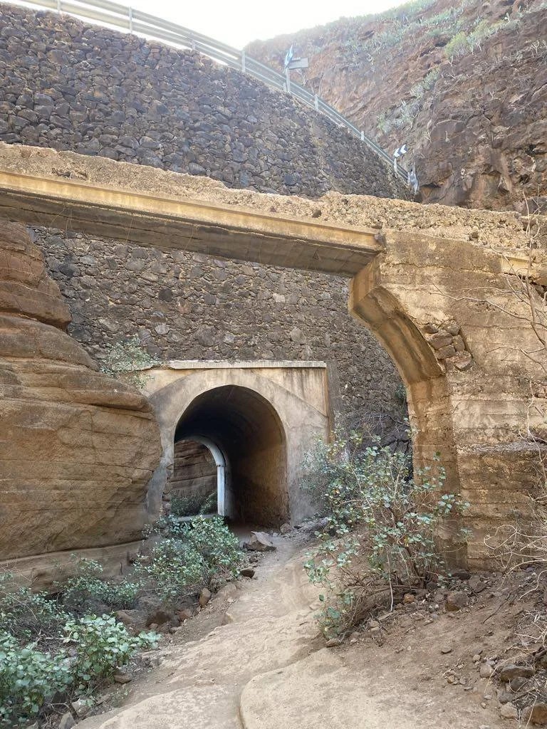 Access beneath the road structure near the Tobas de Colores